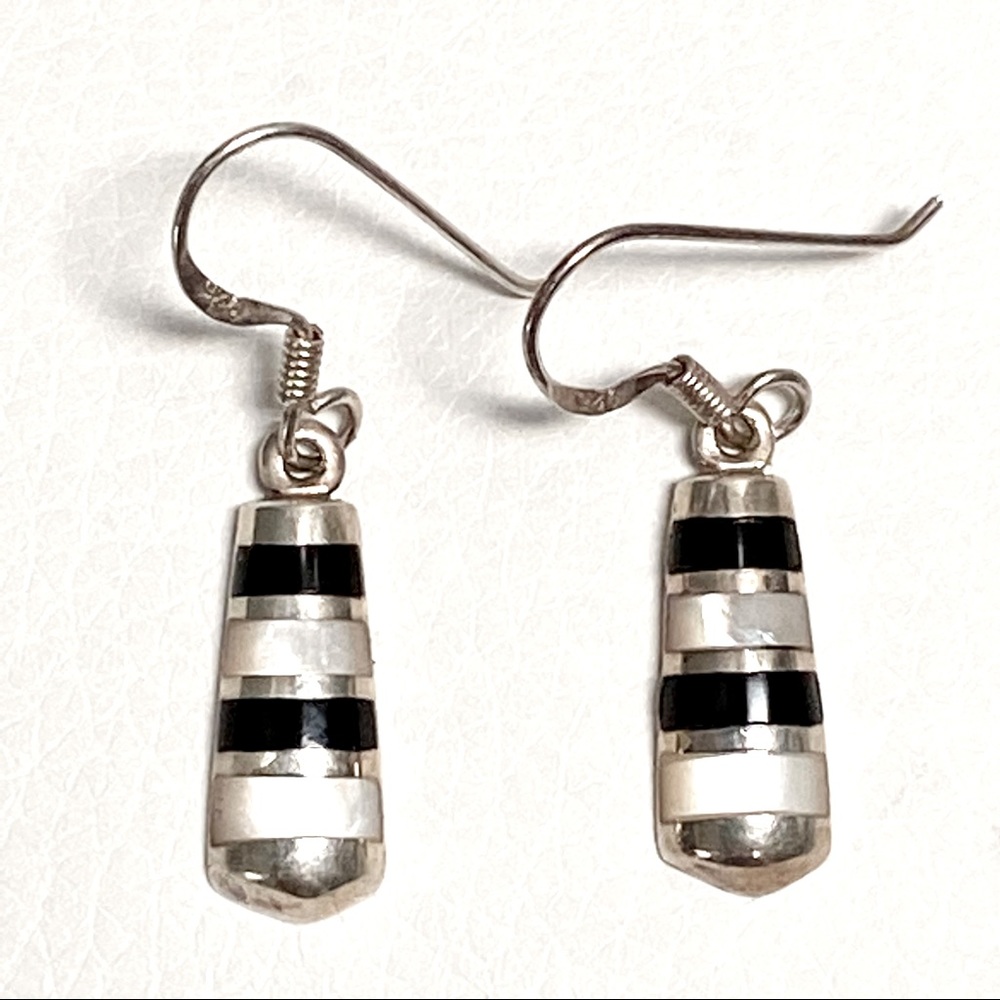 STERLING SILVER Mother of Pearl and Onix Earrings